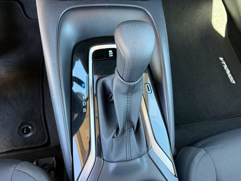 Used 2026 Toyota Corolla LE image 20