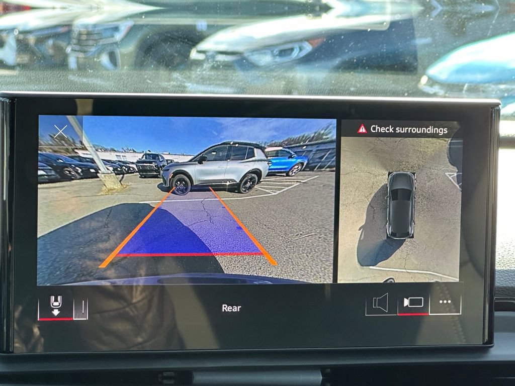 Used 2024 Audi Q5 e Premium Plus w/ Premium Plus Package image 18