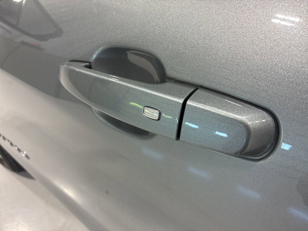 Used 2024 Chevrolet Equinox LT AWD/4WD image 12