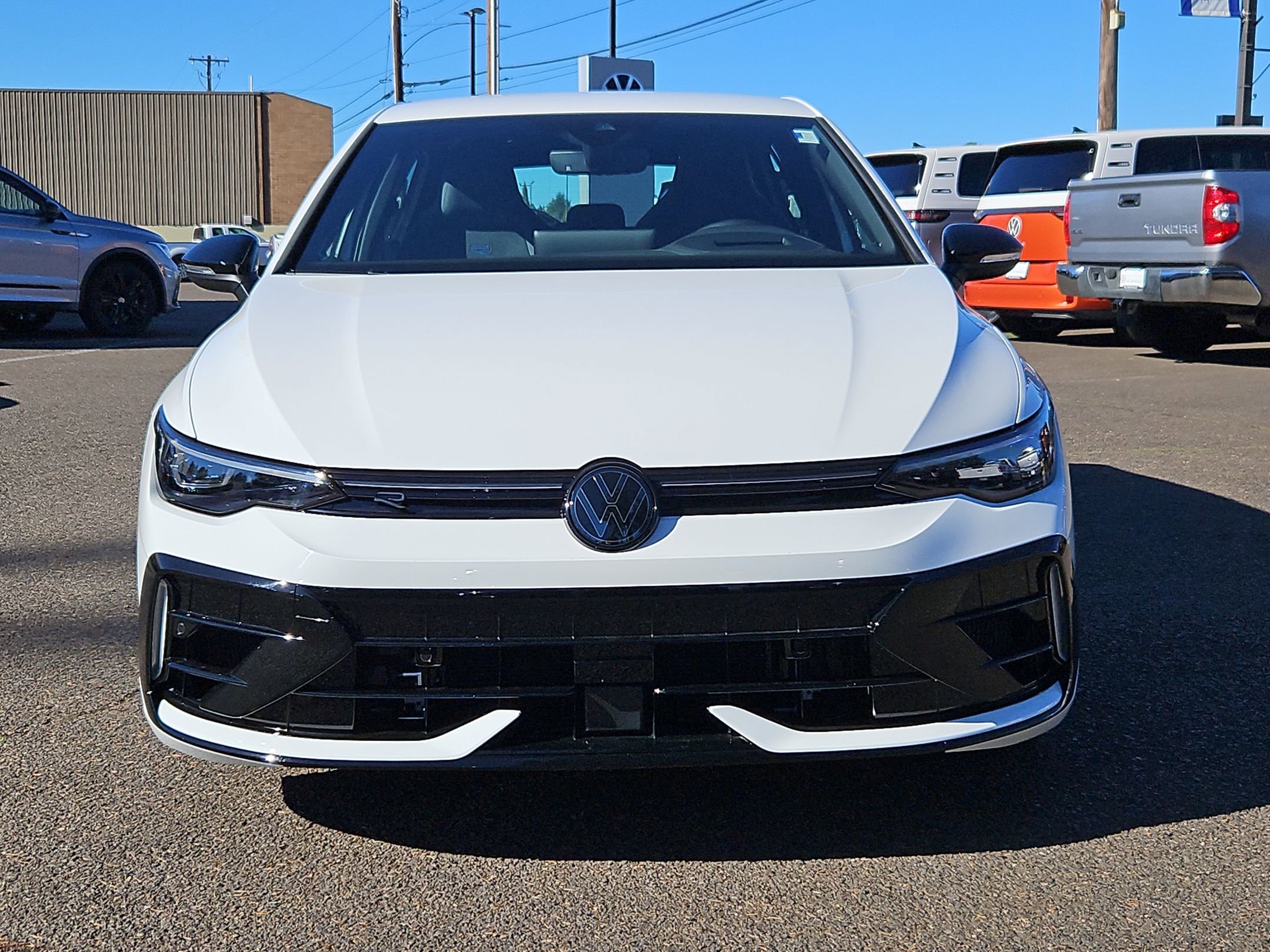 Used 2025 Volkswagen Golf R Black Edition image 8