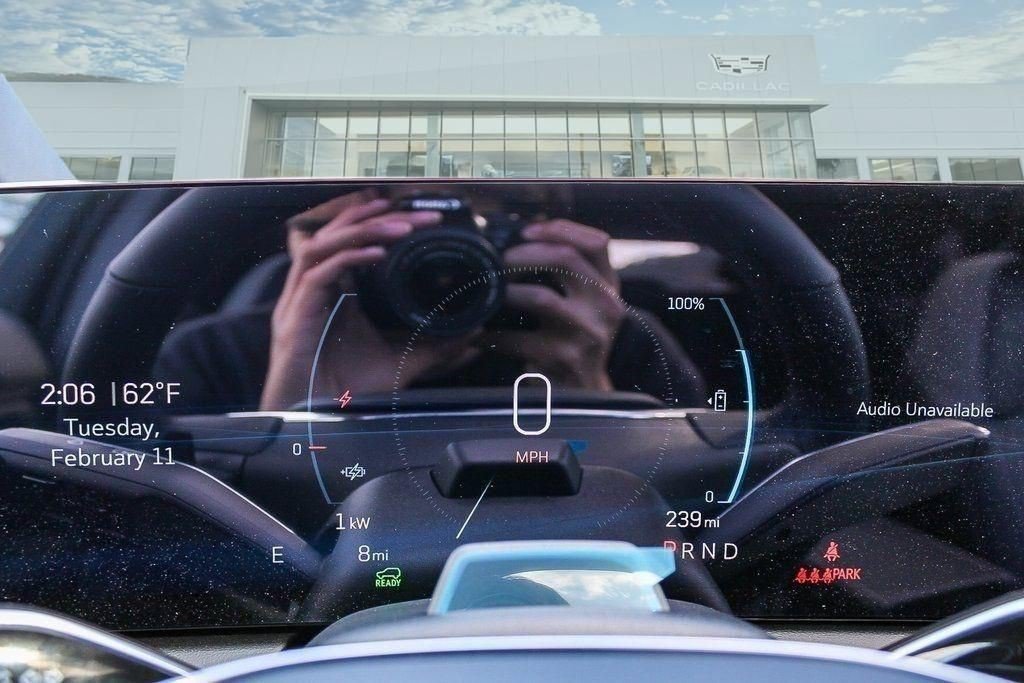 Certified 2025 Cadillac Optiq Sport 1 AWD/4WD image 7