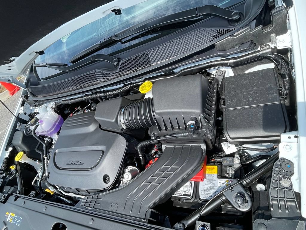 New 2027 Chrysler Pacifica LX FWD image 54