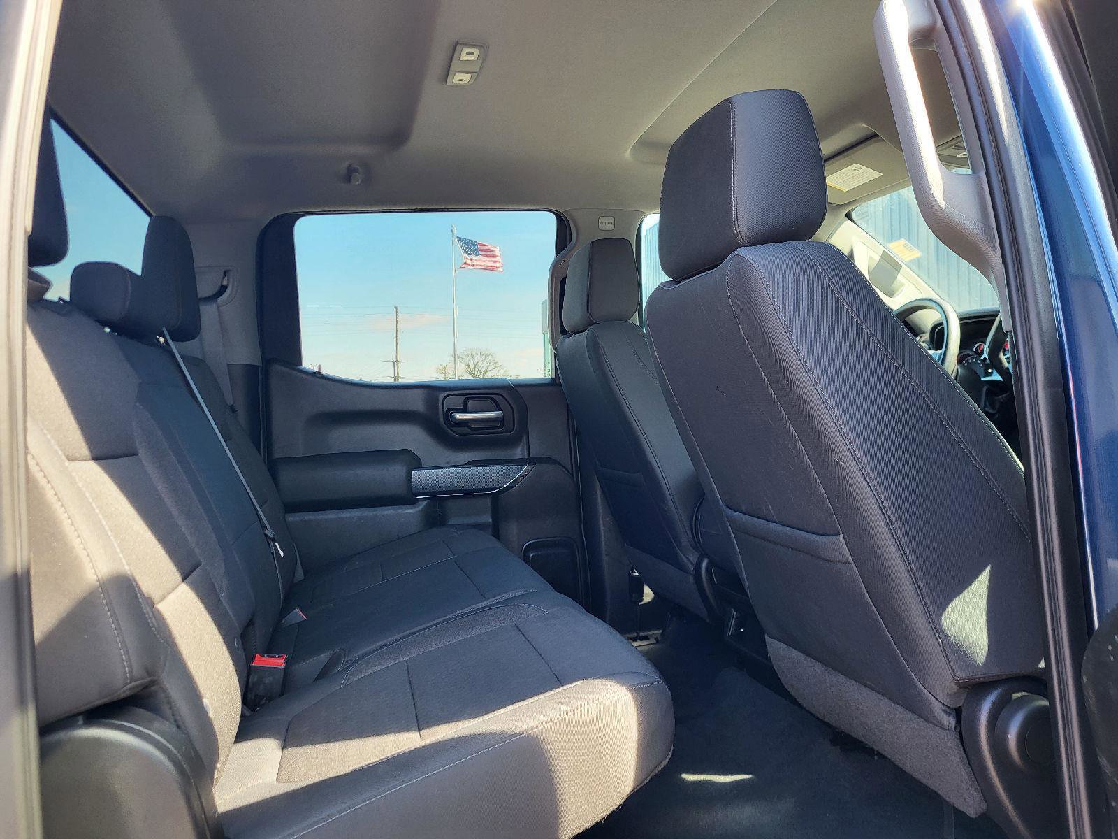 Used 2019 Chevrolet Silverado 1500 LT w/ Z71 Off-Road Package image 11