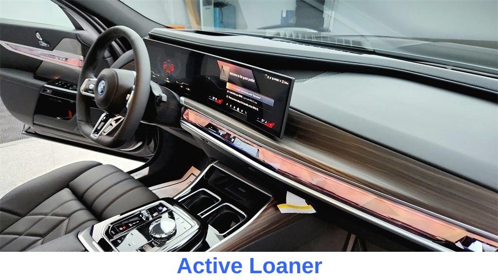Used 2025 BMW i7 xDrive60 AWD/4WD image 18