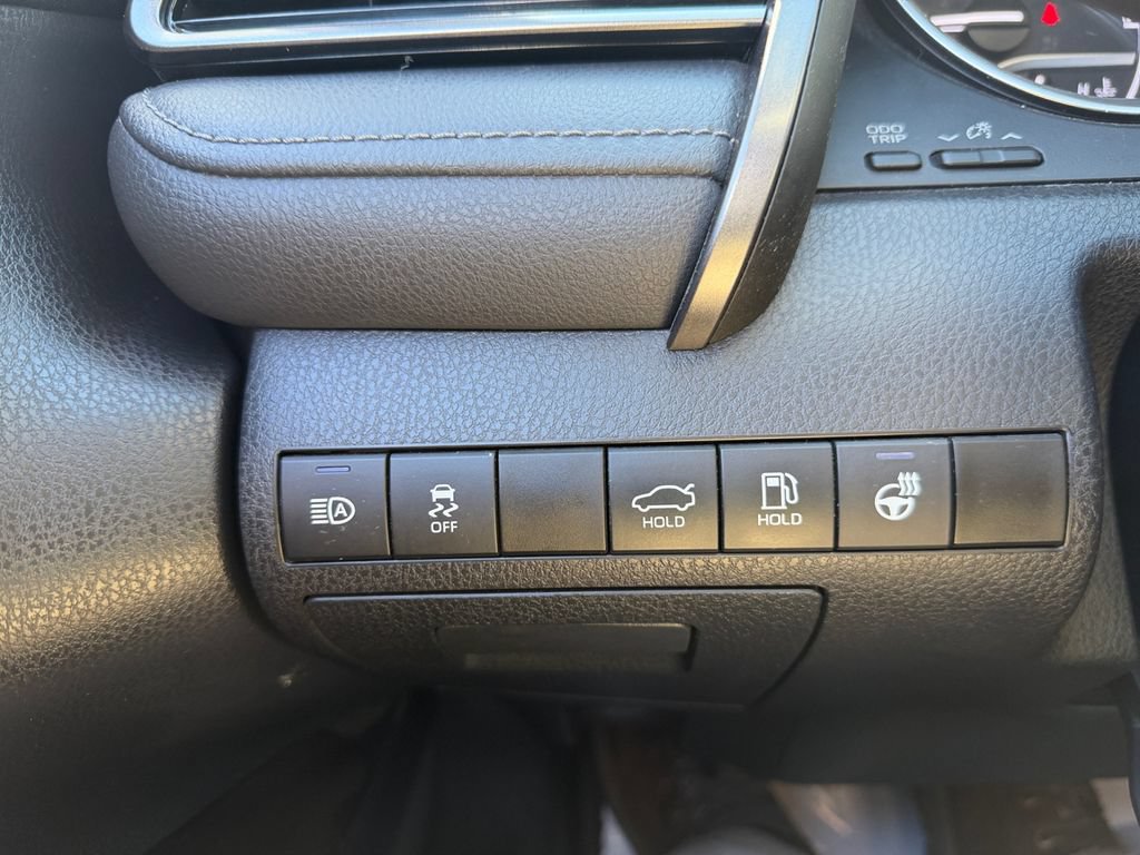 Used 2023 Toyota Camry XLE w/ Cold Weather Package FWD image 34