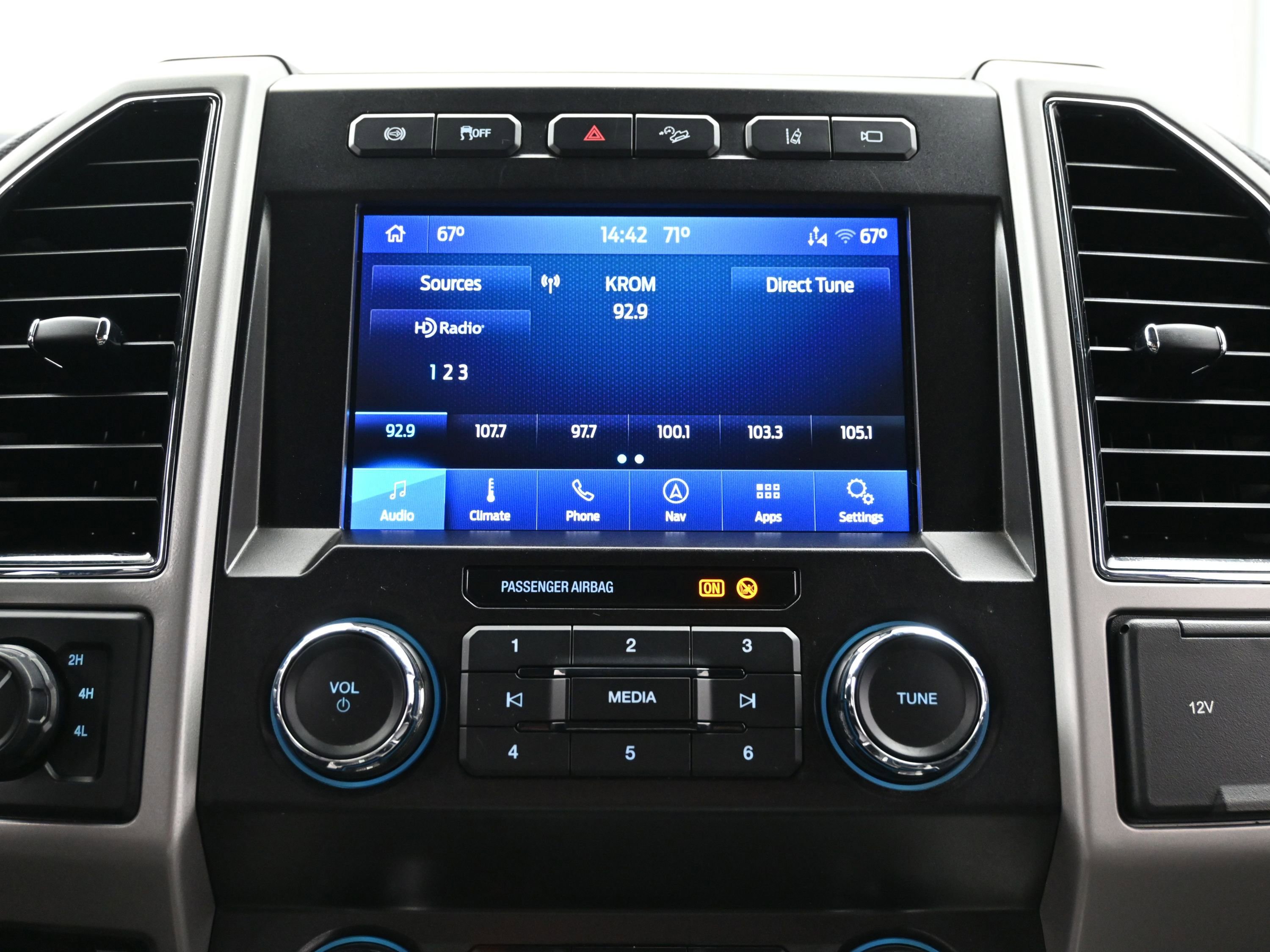 Used 2020 Ford F250 Lariat w/ Lariat Ultimate Package image 33