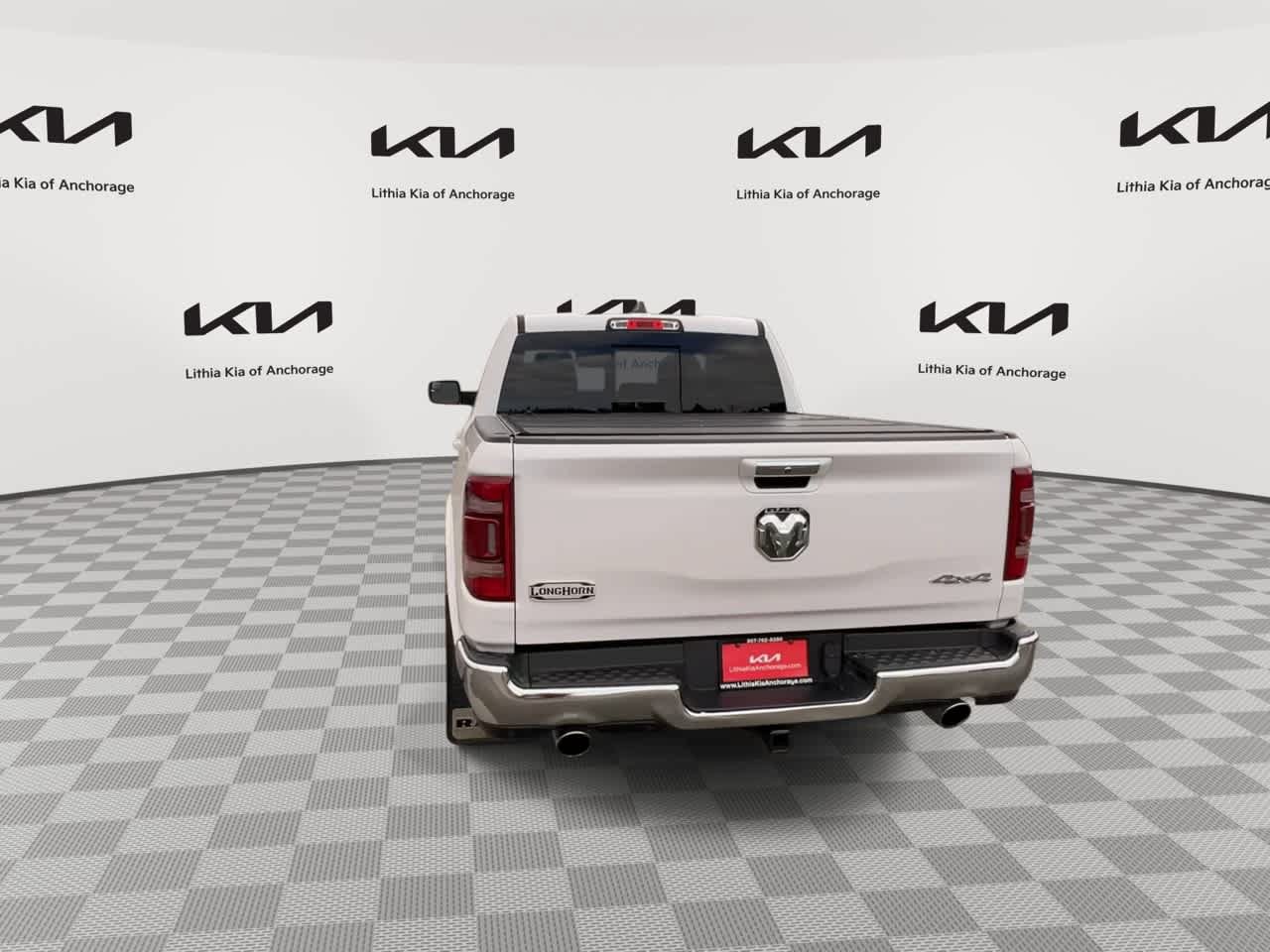 Used 2019 RAM 1500 Laramie Longhorn AWD/4WD image 7