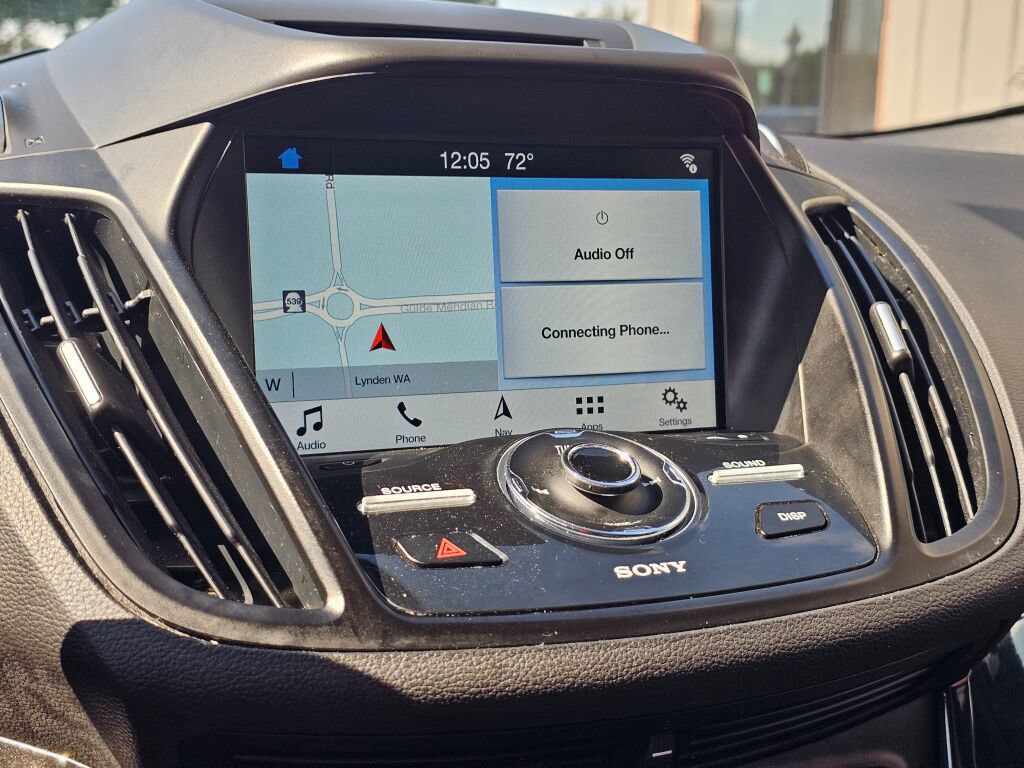 Used 2017 Ford Escape Titanium w/ Canadian Touring Package AWD/4WD image 31