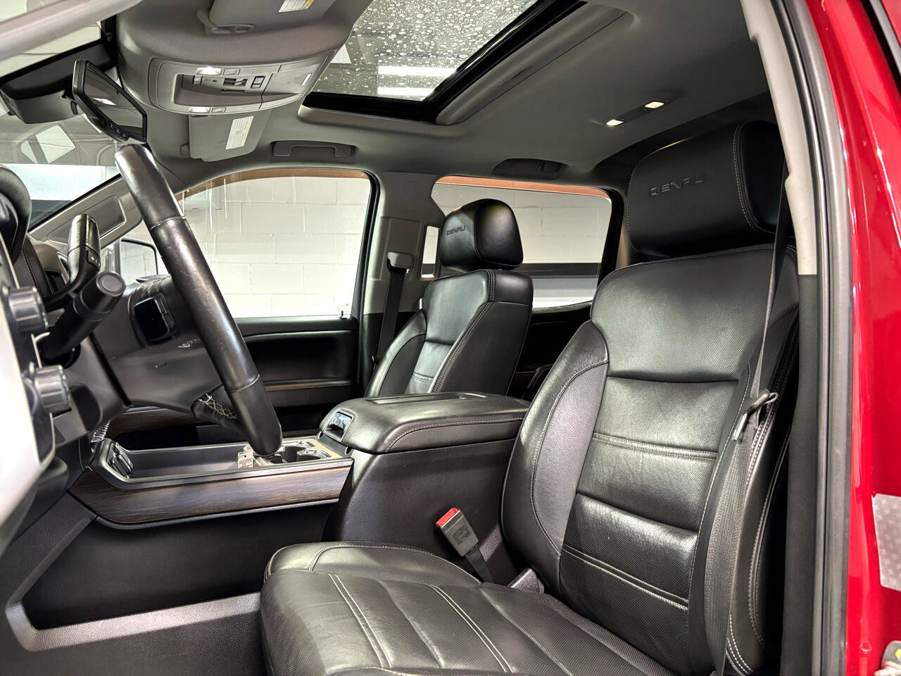 Used 2018 GMC Sierra 3500 Denali w/ Duramax Plus Package image 26