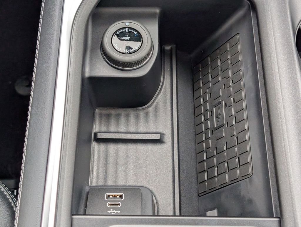 New 2025 Ford Expedition Platinum w/ Stealth Performance Package image 37