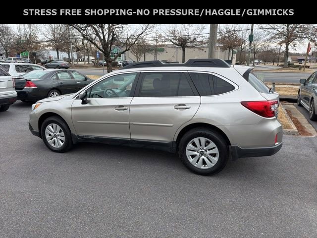 Used 2016 Subaru Outback 2.5i Premium AWD/4WD image 6