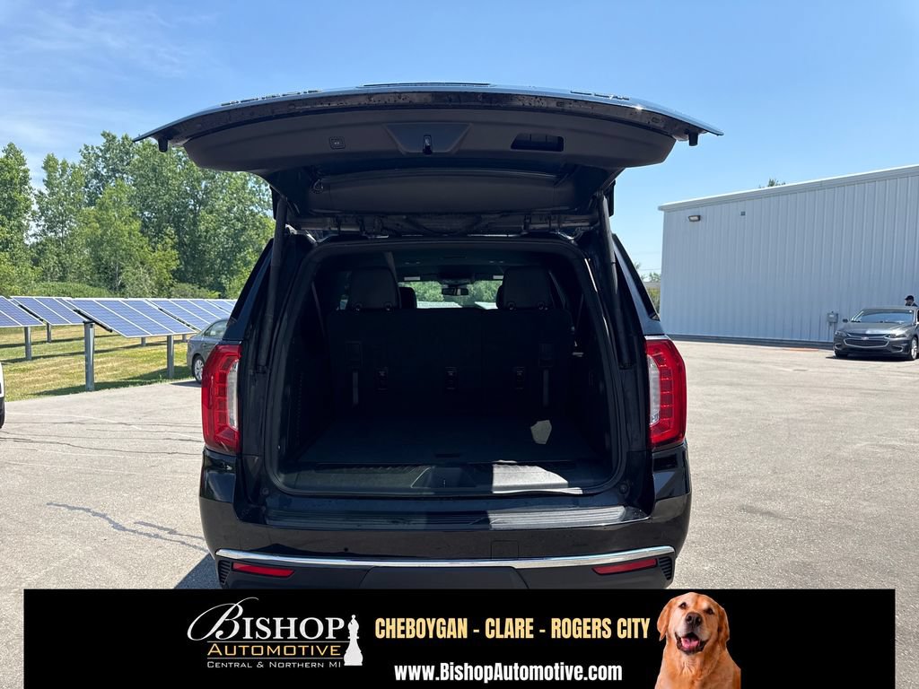Used 2024 GMC Yukon XL SLT AWD/4WD image 21