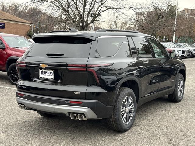 New 2026 Chevrolet Traverse LT image 2
