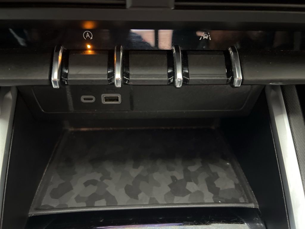 Used 2024 Chevrolet Colorado LT w/ LT Convenience Package image 44