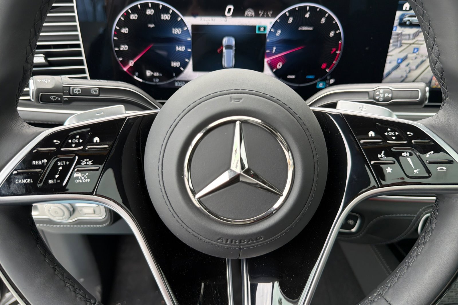 New 2026 Mercedes-Benz Maybach GLS 600 4MATIC image 23