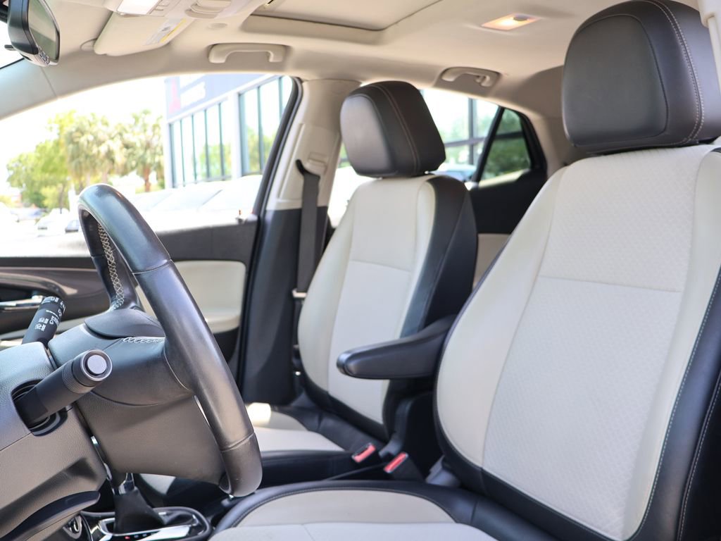 Used 2020 Buick Encore Preferred w/ Safety Package FWD image 26