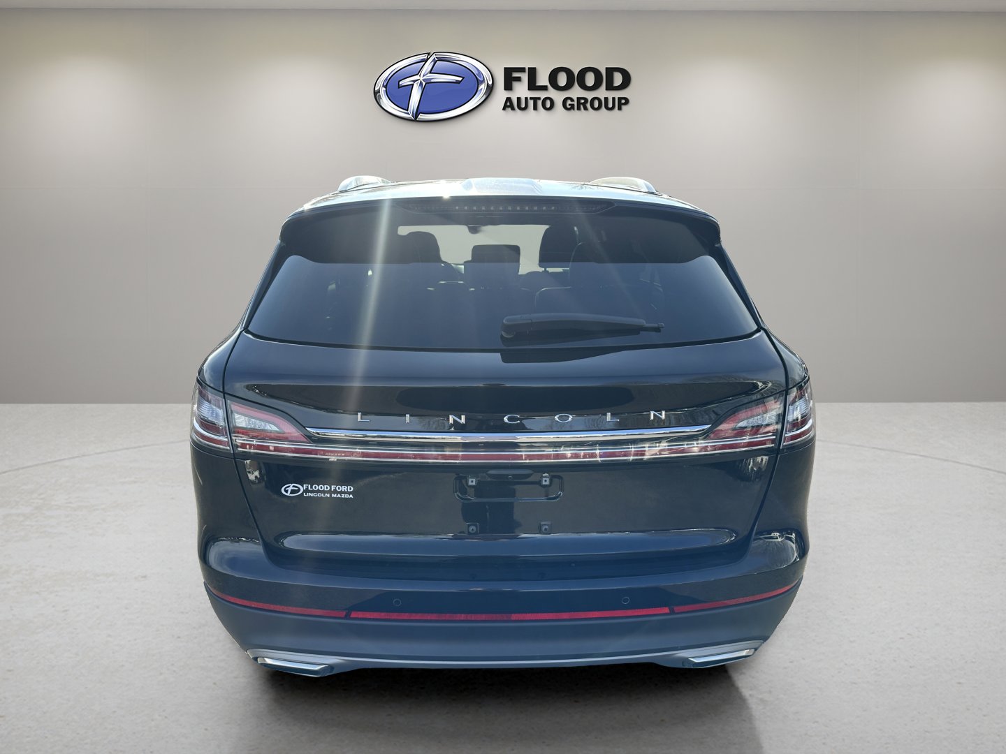 Used 2023 Lincoln Nautilus Reserve w/ Equipment Group 201A image 6