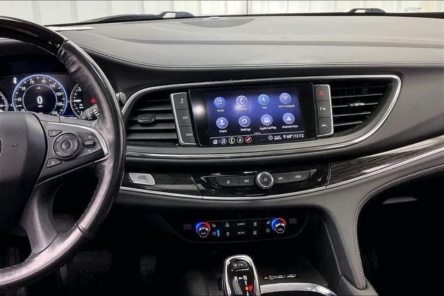 Used 2020 Buick Enclave Avenir w/ Avenir Technology Package AWD/4WD image 6