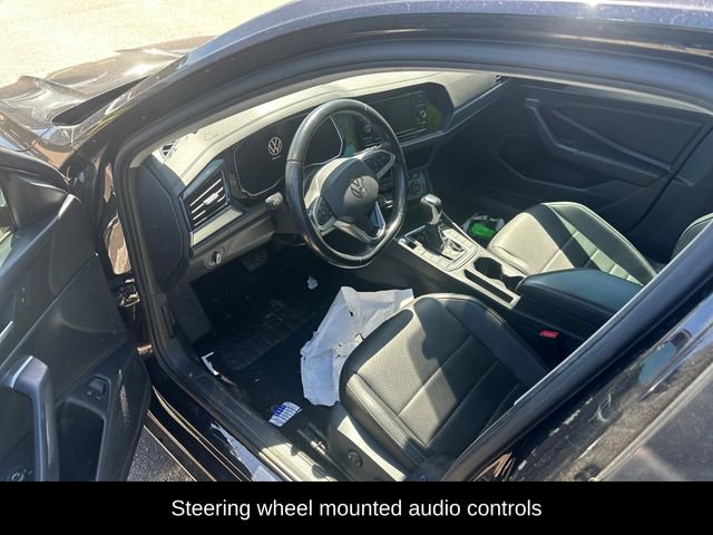 Used 2022 Volkswagen Jetta SE image 7