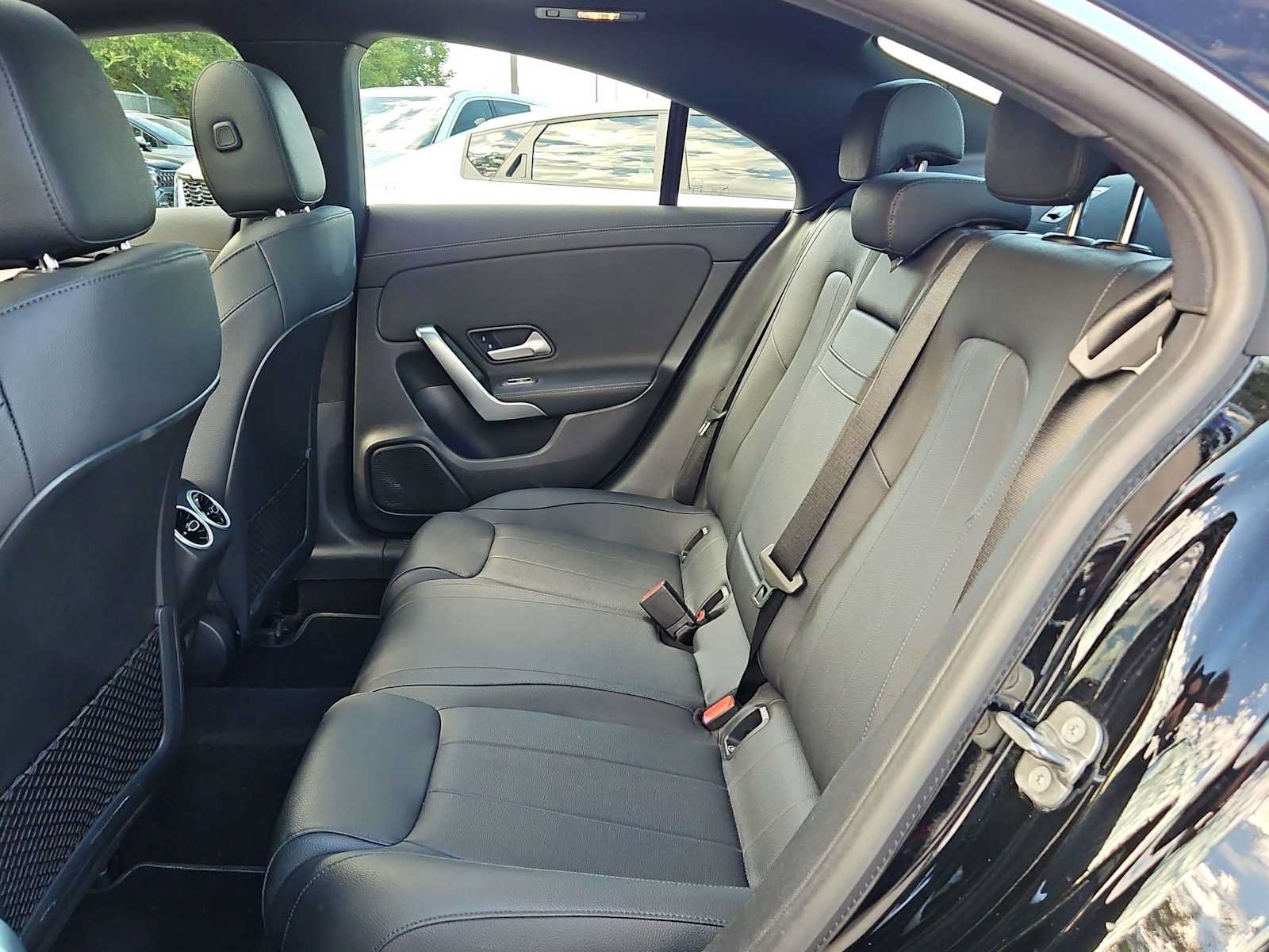 Used 2025 Mercedes-Benz CLA 250 image 17