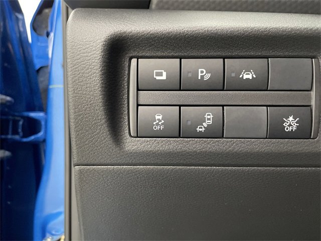 Certified 2025 Nissan Kicks Play S image 27