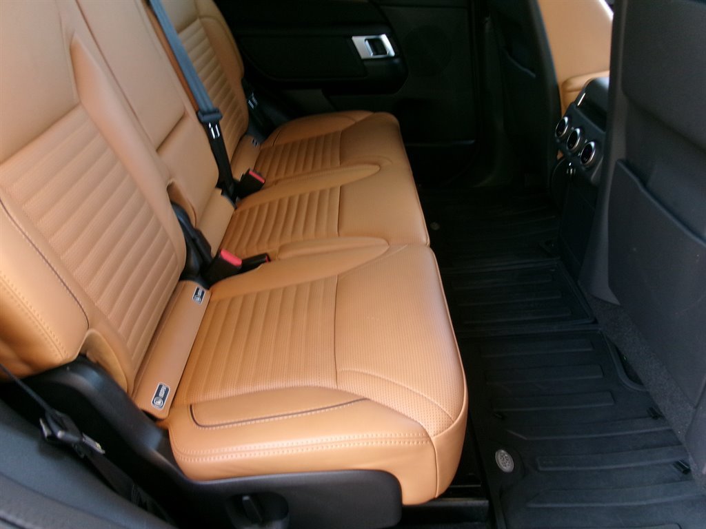 Used 2020 Land Rover Discovery HSE AWD/4WD image 27