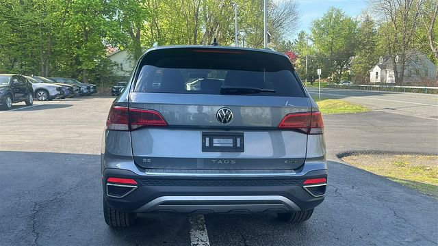 Used 2022 Volkswagen Taos SE AWD/4WD image 6