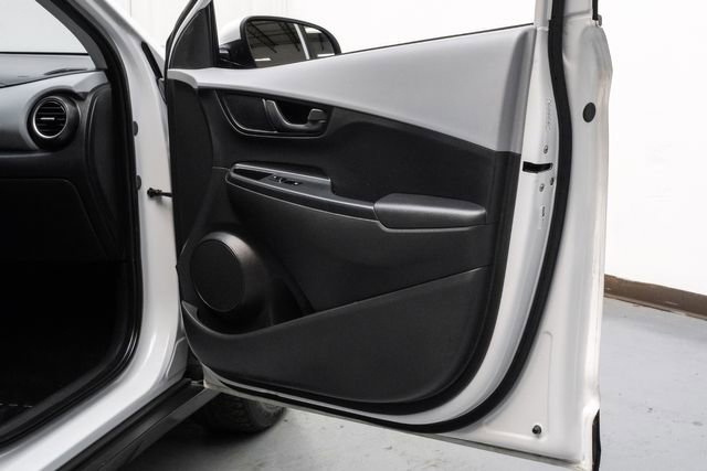 Used 2021 Hyundai Kona SE FWD image 47