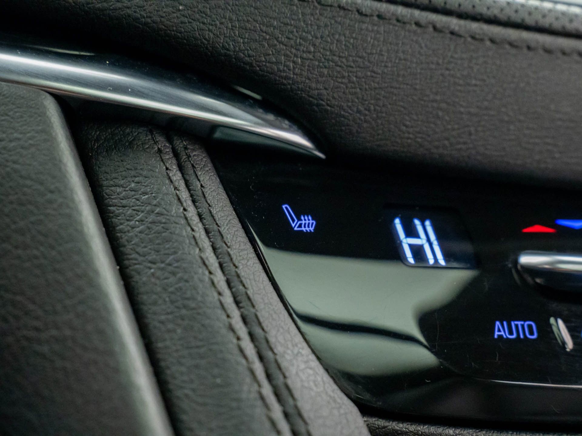 Certified 2022 Cadillac XT5 Premium Luxury w/ Technology Package image 27