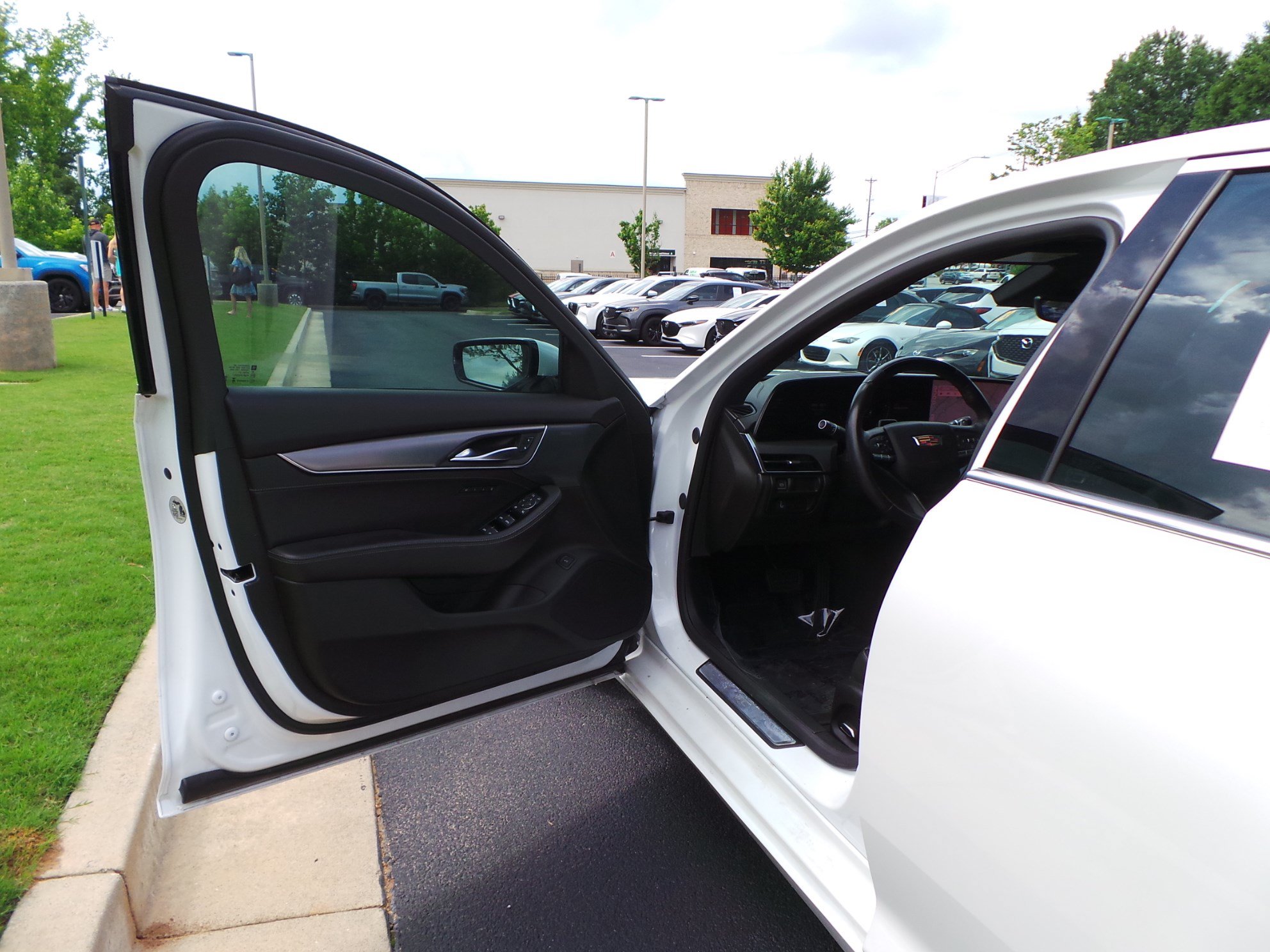 Used 2025 Cadillac CT5 Premium Luxury w/ Technology Package RWD image 24