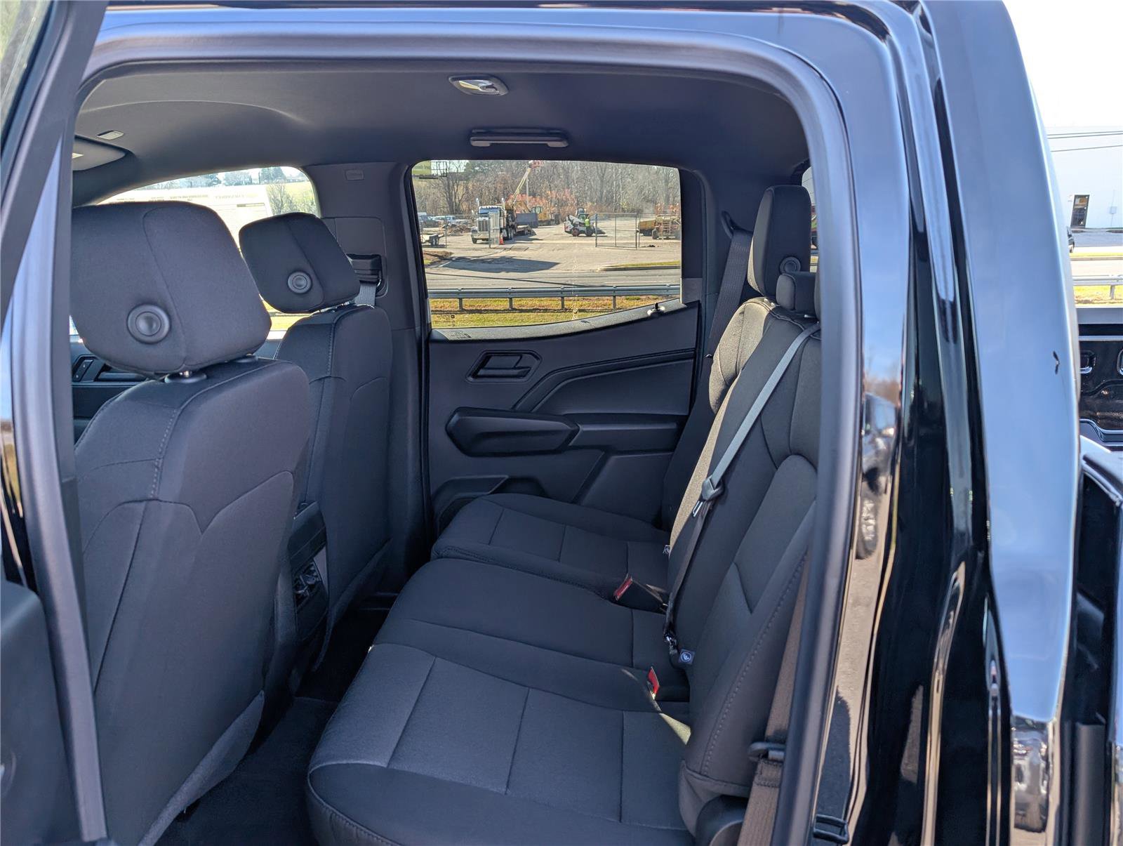 New 2026 Chevrolet Colorado W/T image 9