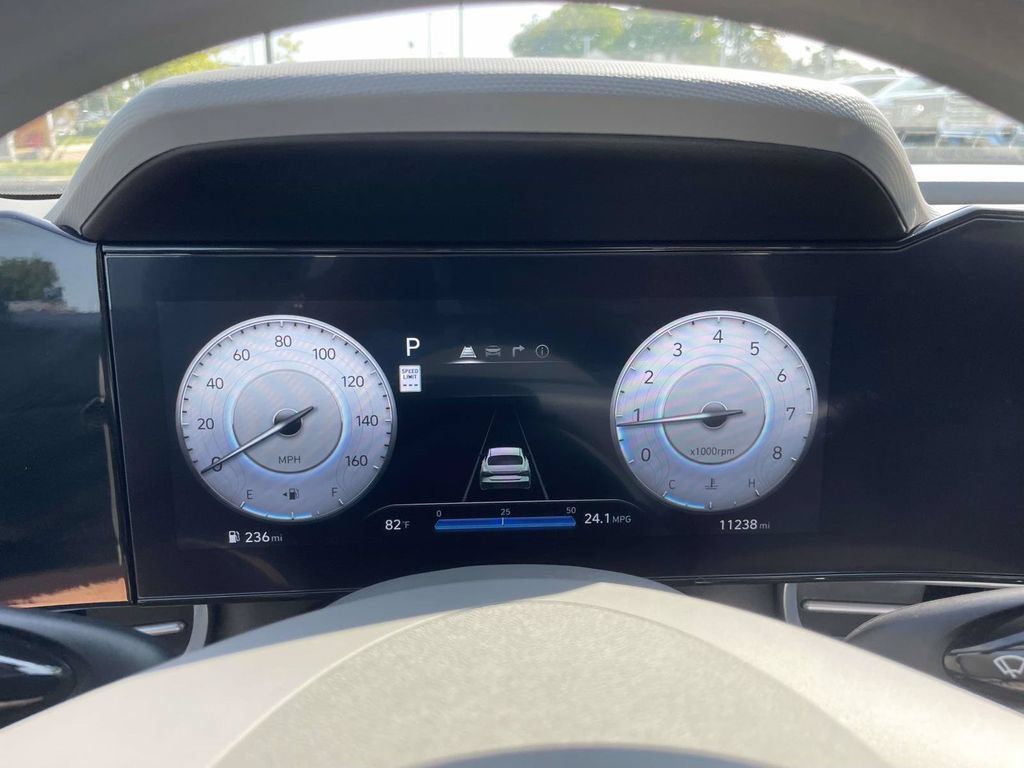 Certified 2024 Hyundai Elantra SEL FWD image 19