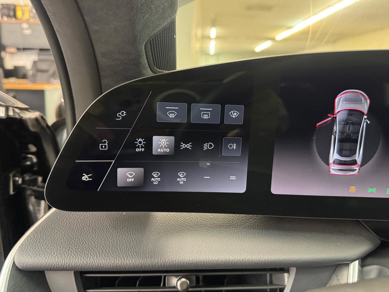 Used 2023 Lucid Air Touring AWD/4WD image 16