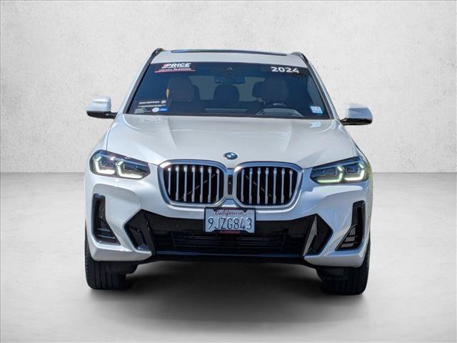 Used 2024 BMW X3 xDrive30i w/ Premium Package AWD/4WD image 2