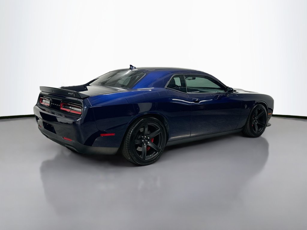 Used 2017 Dodge Challenger SRT Hellcat RWD image 9