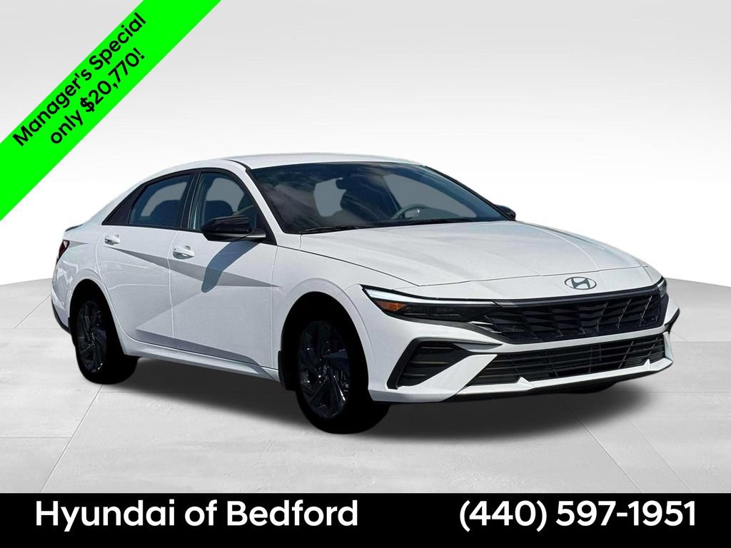 Certified 2026 Hyundai Elantra Sport FWD image 12