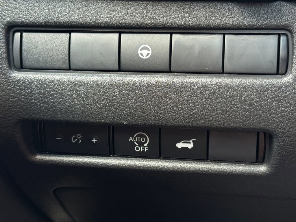 Certified 2026 Nissan Rogue SV image 13