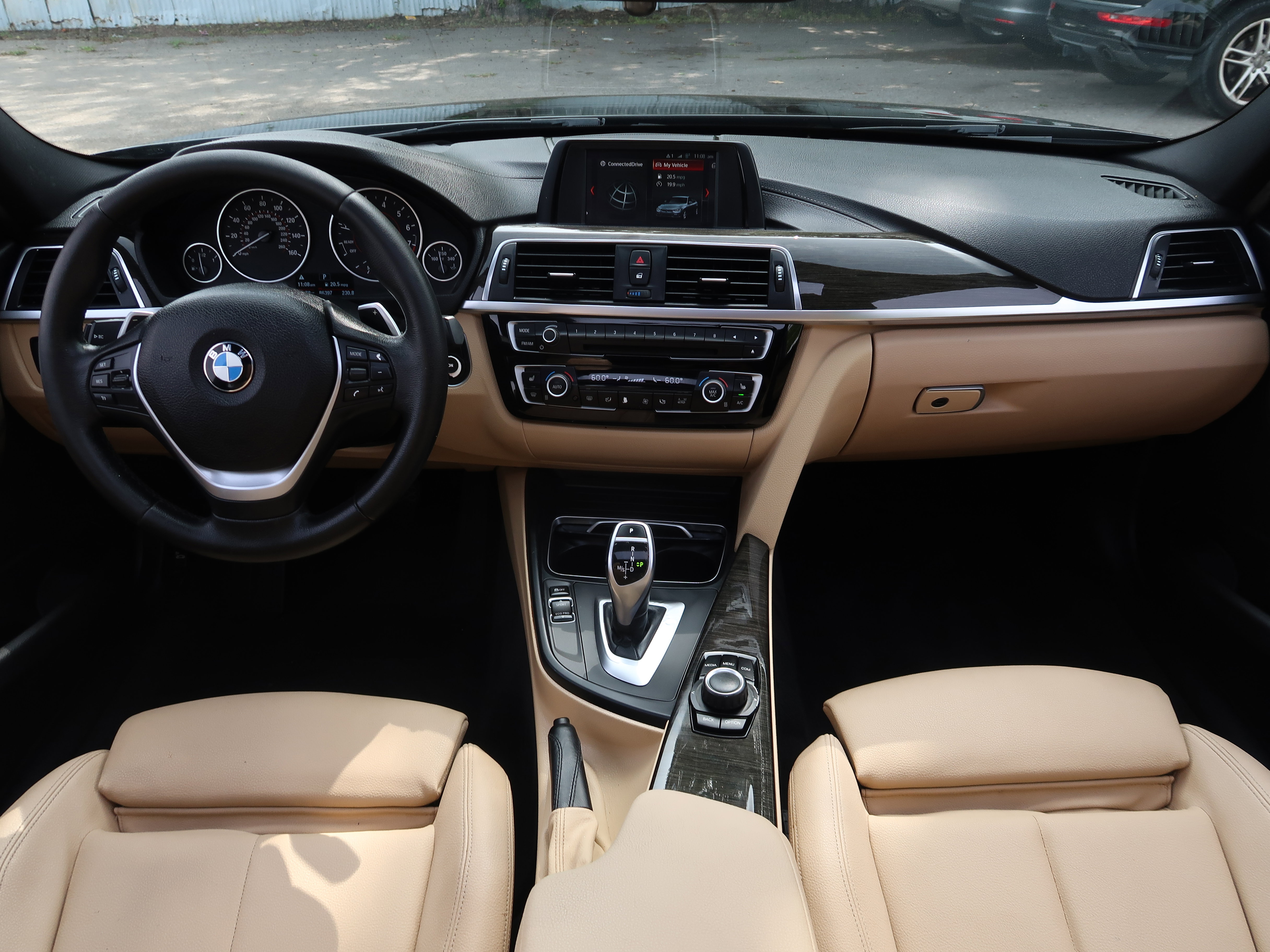 Used 2018 BMW 330i Sedan w/ Convenience Package RWD image 11
