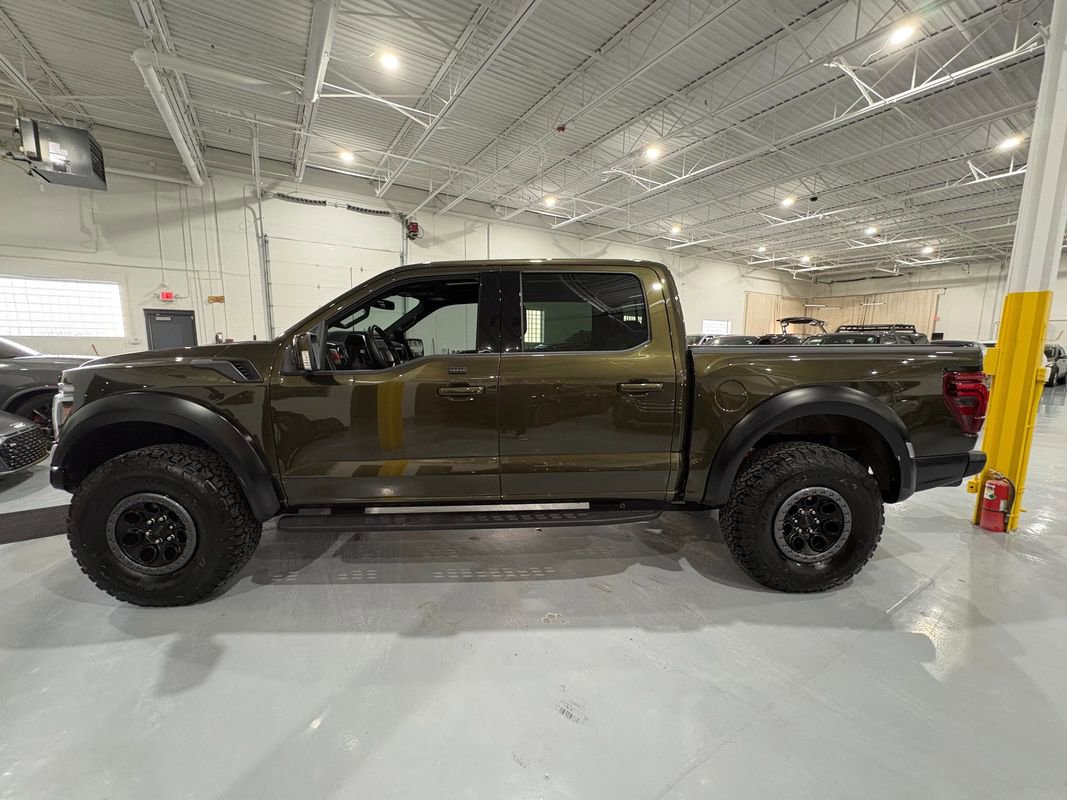 Used 2025 Ford F150 Raptor image 4