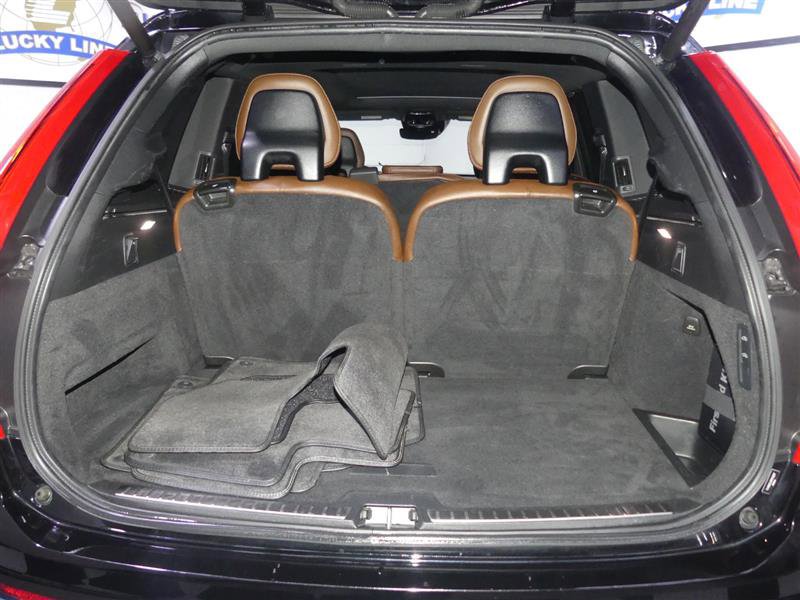 Used 2021 Volvo XC90 T8 Inscription w/ Advanced Package AWD/4WD image 9