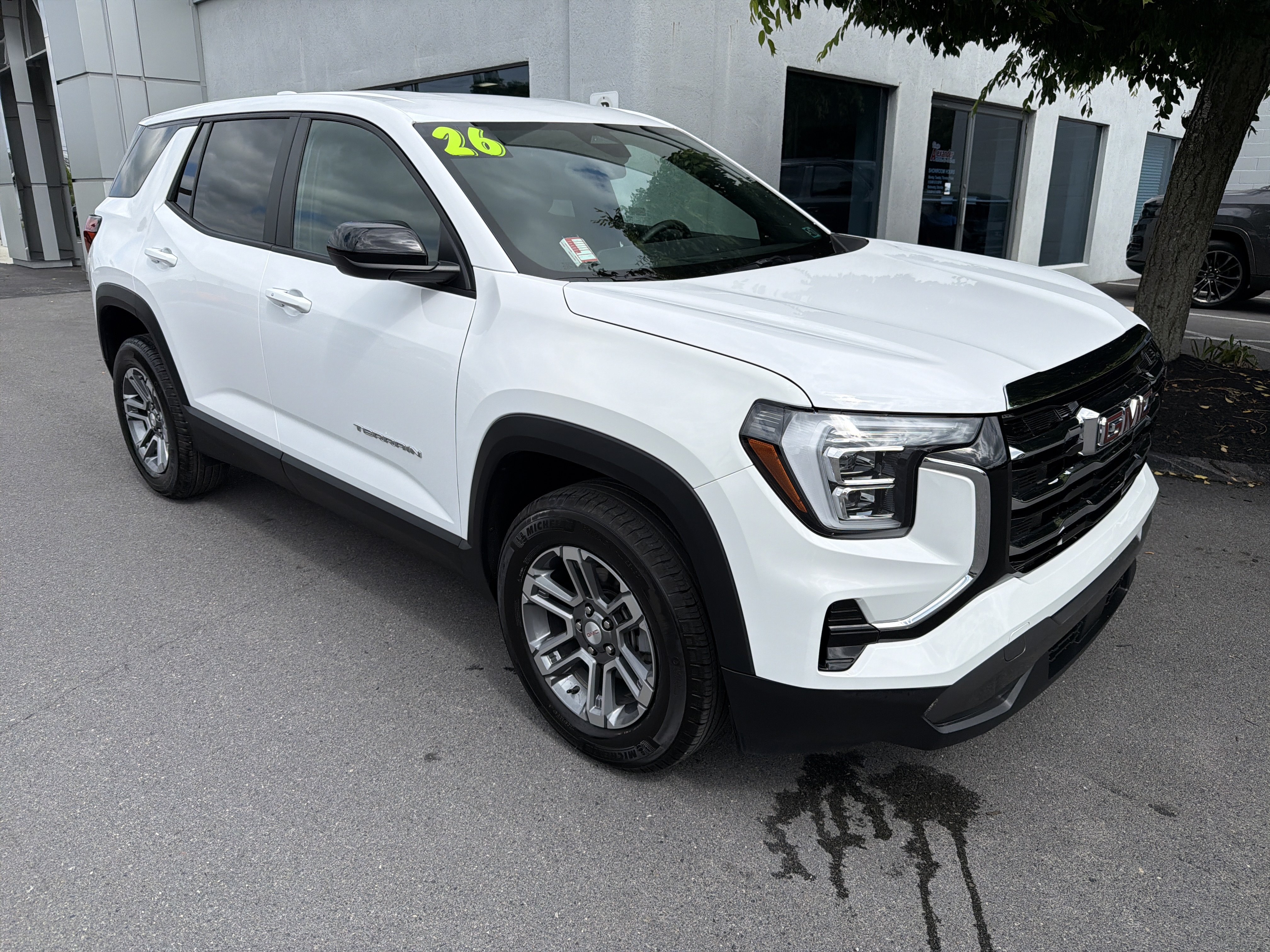 Used 2026 GMC Terrain Elevation AWD/4WD image 1
