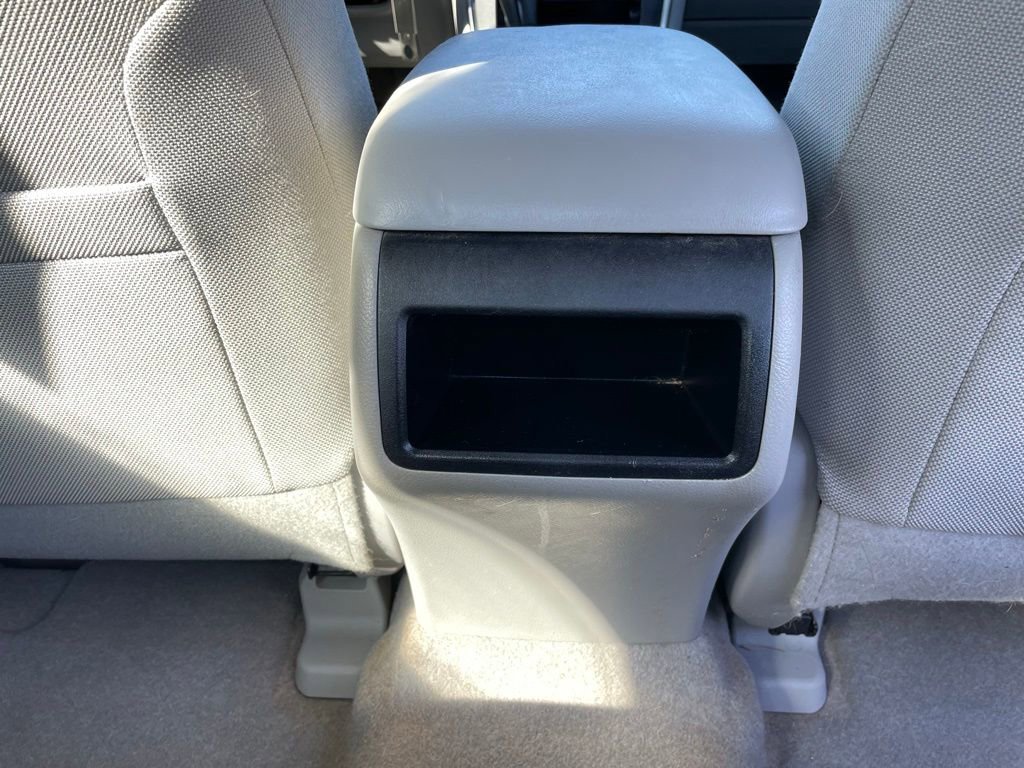 Used 2016 Toyota Camry LE image 36