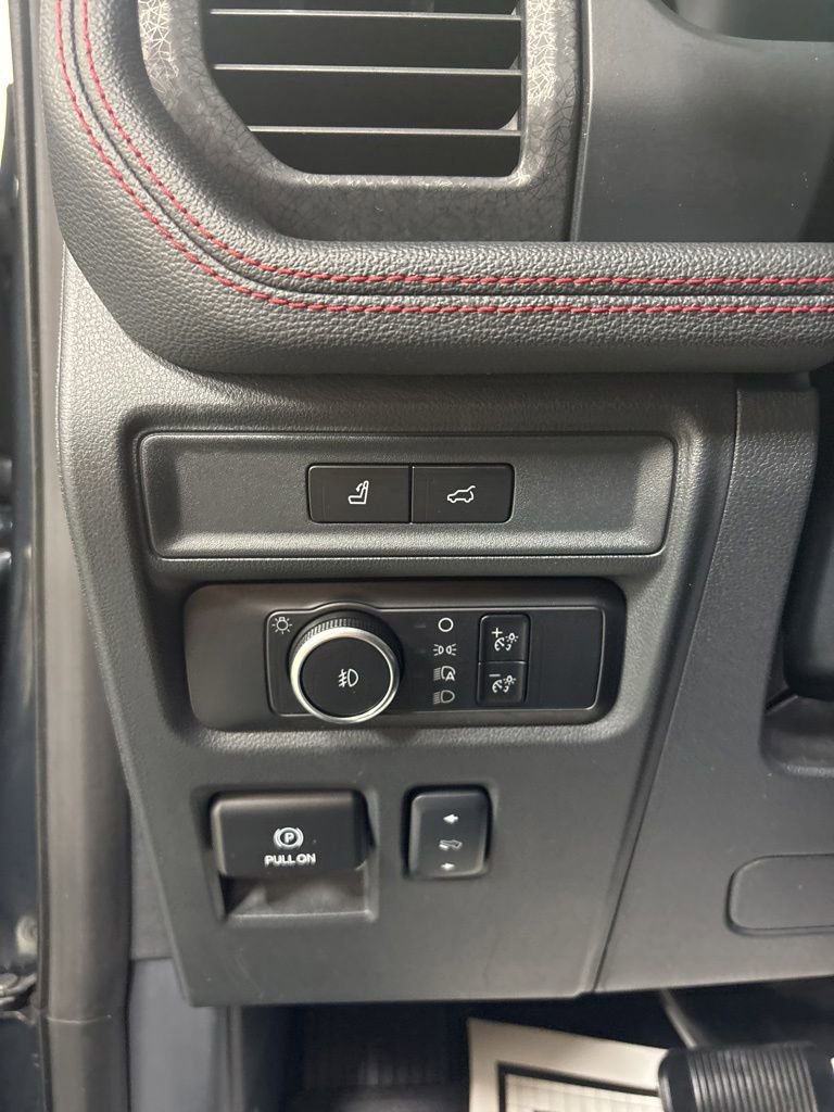 Used 2024 Ford Expedition Max Limited AWD/4WD image 11