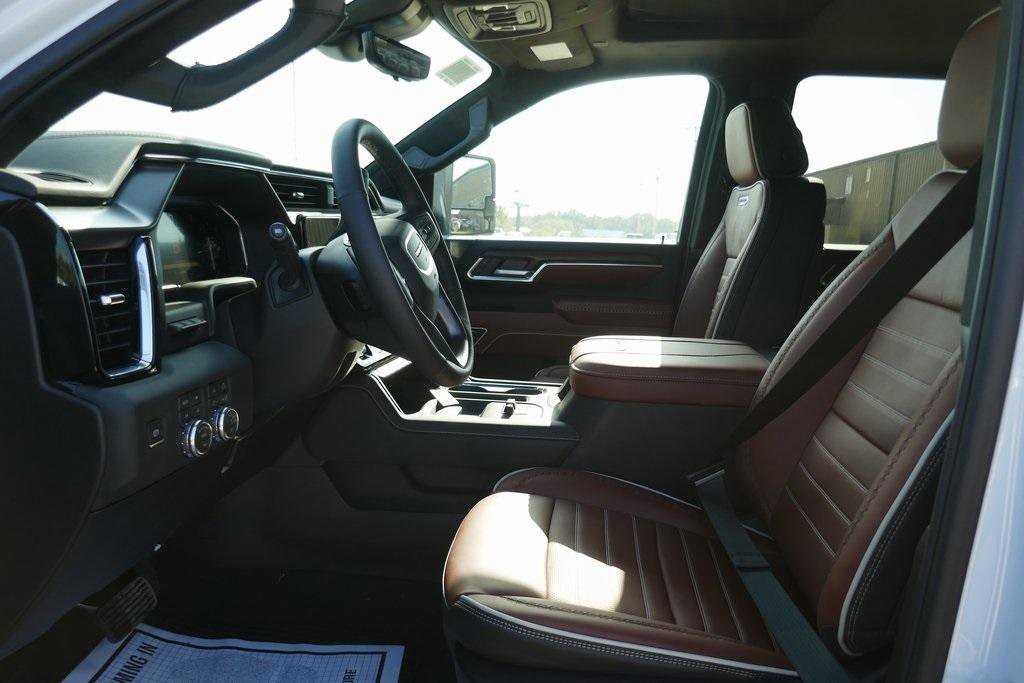 New 2026 GMC Sierra 2500 Denali Ultimate image 17