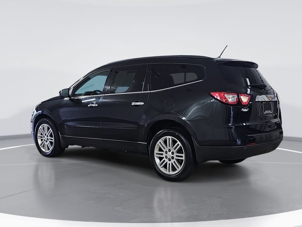 Used 2015 Chevrolet Traverse LT w/ Style and Technology Package FWD image 6