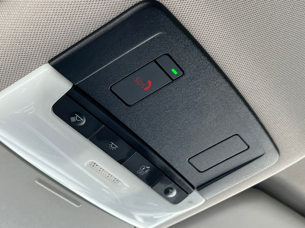 Used 2023 Nissan Rogue SV AWD/4WD image 29