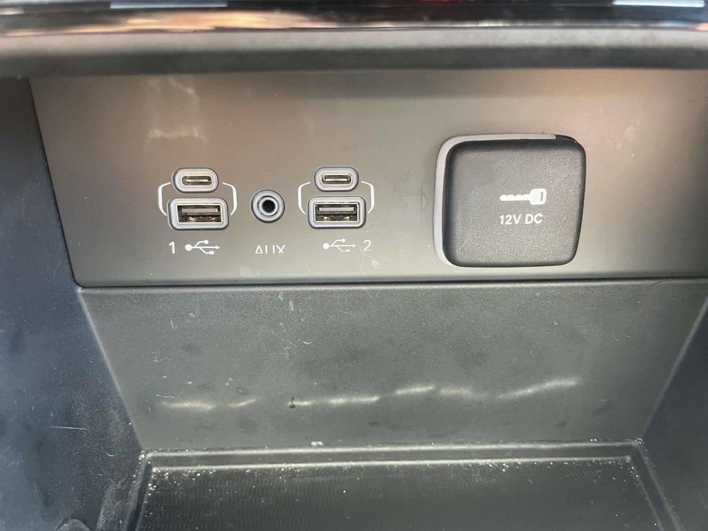 Certified 2025 Jeep Grand Cherokee Laredo w/ Trailer Tow Package image 41