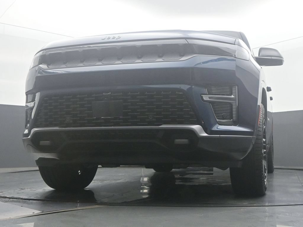 New 2026 Jeep Grand Wagoneer Limited AWD/4WD image 46