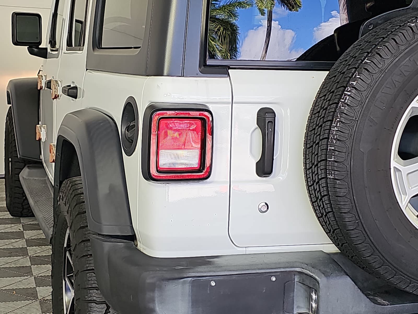 Used 2019 Jeep Wrangler Unlimited Sport S AWD/4WD image 28