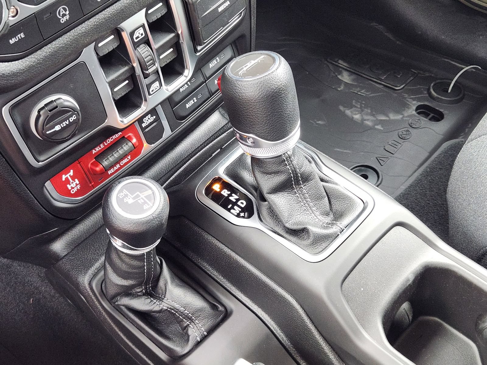 New 2026 Jeep Gladiator Mojave AWD/4WD image 19